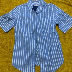 ✨3 for 20✨American Eagle short sleeve button up
